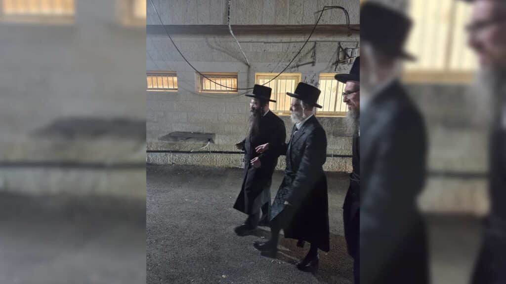 המשב"ק: הנגיד שנהג במנהגי אדמו"רות וכינוס המועצת