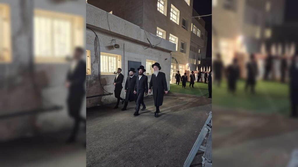 איצקוביץ': המרדף אחר התפילין והדיונים בחצר המועצת