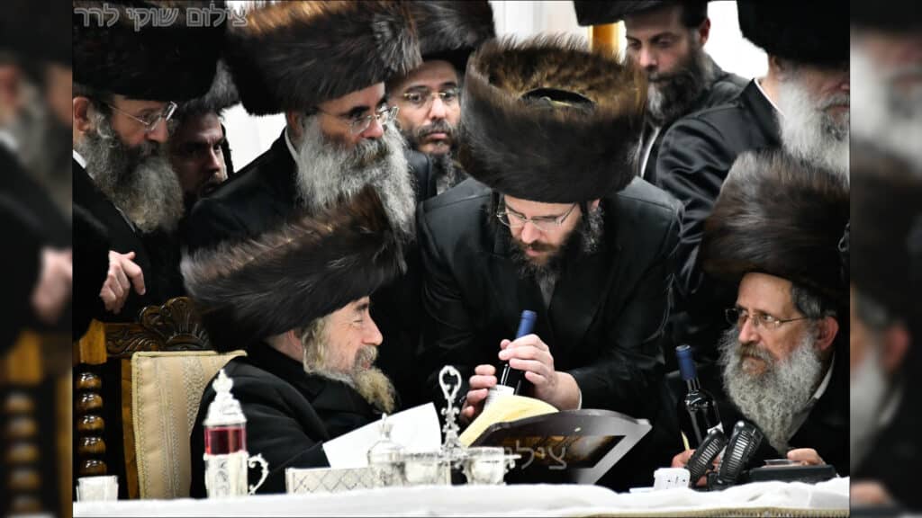 איצקוביץ': הדמעות של היח"צן והביקור החשאי של הינוקא