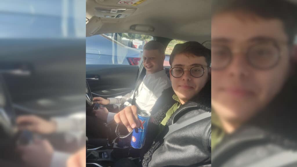 איצקוביץ': הדמעות של היח"צן והביקור החשאי של הינוקא