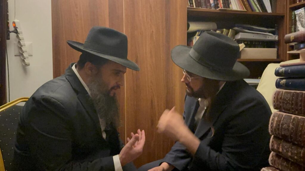 המשב"ק: כשהאדמו"ר ביקש למלוח את הדגים באכסניה