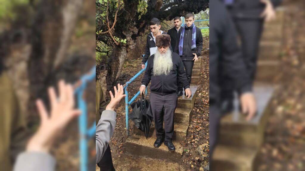המשב"ק: המקטרת של האדמו"ר ועמוד ההוראה שפרץ בבכי