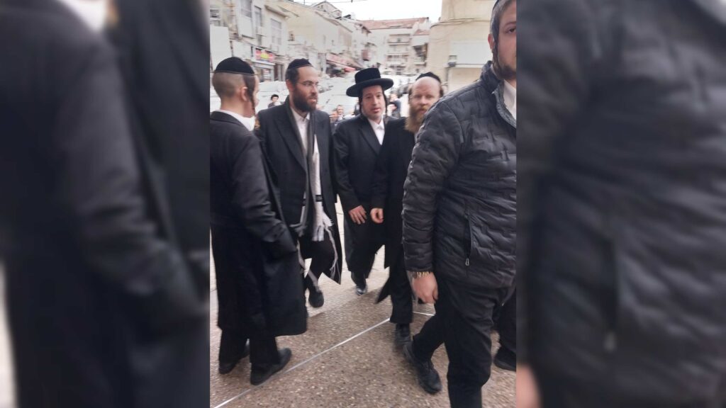 המשב"ק: המקטרת של האדמו"ר ועמוד ההוראה שפרץ בבכי