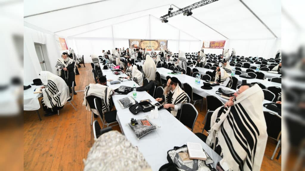 המשב"ק: משגיח חדש בליקווד והראש"ל שישב בשולי האולם