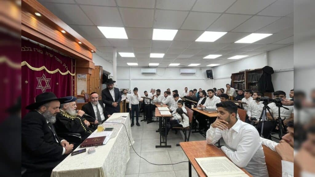 המשב"ק: משגיח חדש בליקווד והראש"ל שישב בשולי האולם