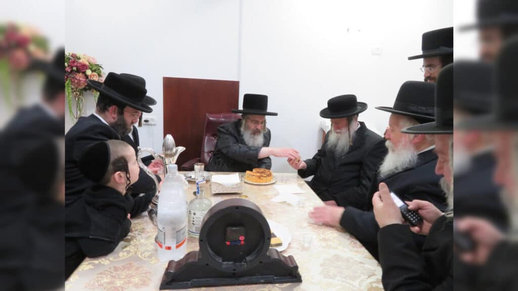 המשב"ק: משגיח חדש בליקווד והראש"ל שישב בשולי האולם