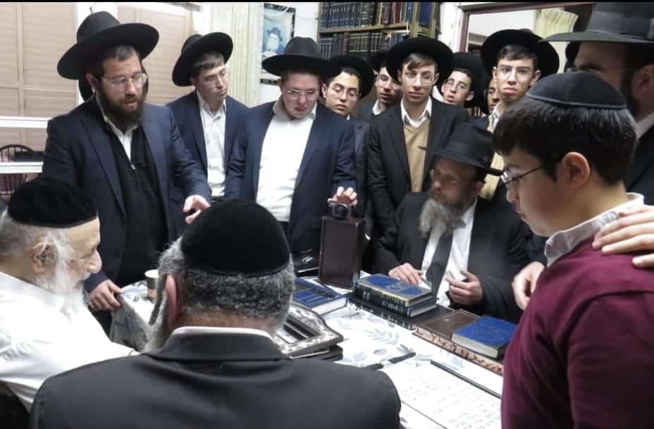 התלמידים מארחות יהודה למדו להצלחת רבם: זה הפרס שקיבלו