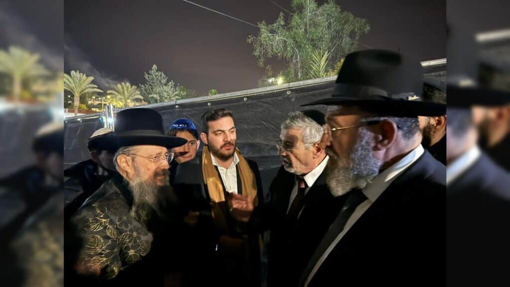 איצקוביץ': תפילת הזמר, השר המזמר ושמחת נישואי הנגידים