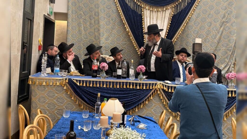 איצקוביץ': תפילת הזמר, השר המזמר ושמחת נישואי הנגידים