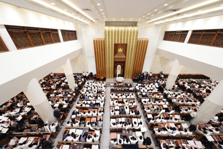 טלטלה בישיבה: בן העלייה הגיע עם ספר ספורט ל