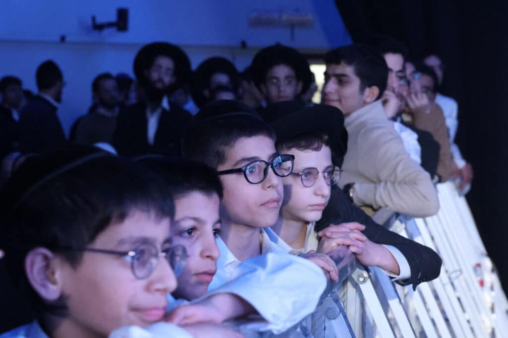 בבני ברק התכנסו במוצאי שבת שירה לערב שירה ופיוט