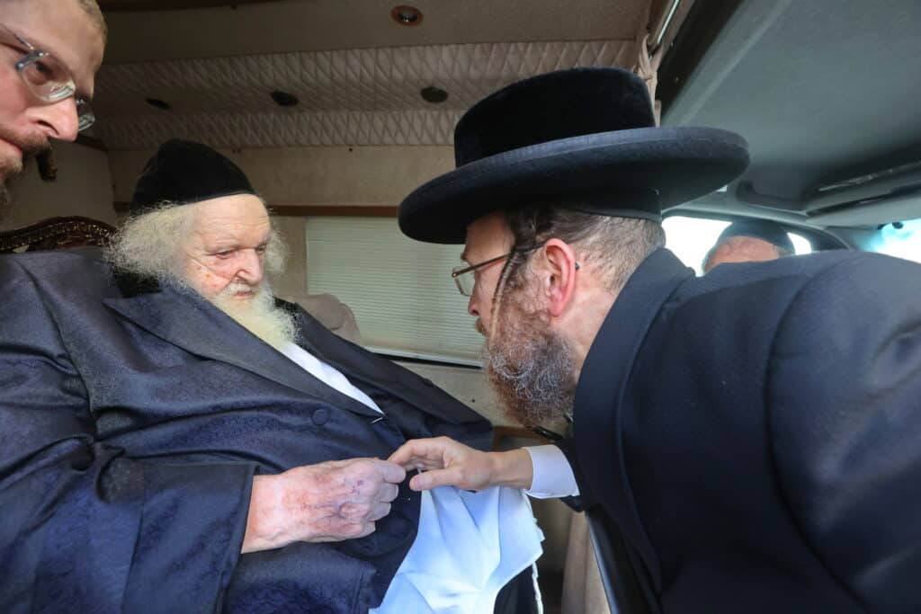 ילדי הת"ת ערכו סיום ביום ההולדת של הגר"מ שטרנבוך