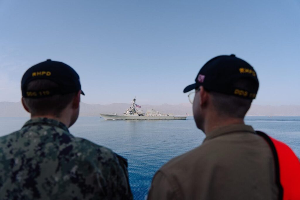 מסר לאיראן? צה"ל קיים תרגיל עם המשחתת האמריקאית מסר לאיראן? צה"ל קיים תרגיל עם המשחתת האמריקאית