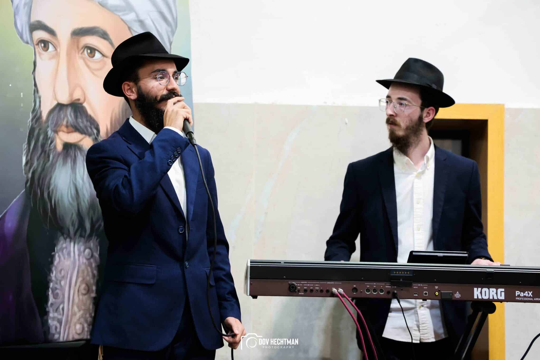 גדולי וצדיקי הדור חיזקו ועודדו את לומדי הרמב"ם בישיבת חב"ד גדולי וצדיקי הדור חיזקו ועודדו את לומדי הרמב"ם בישיבת חב"ד