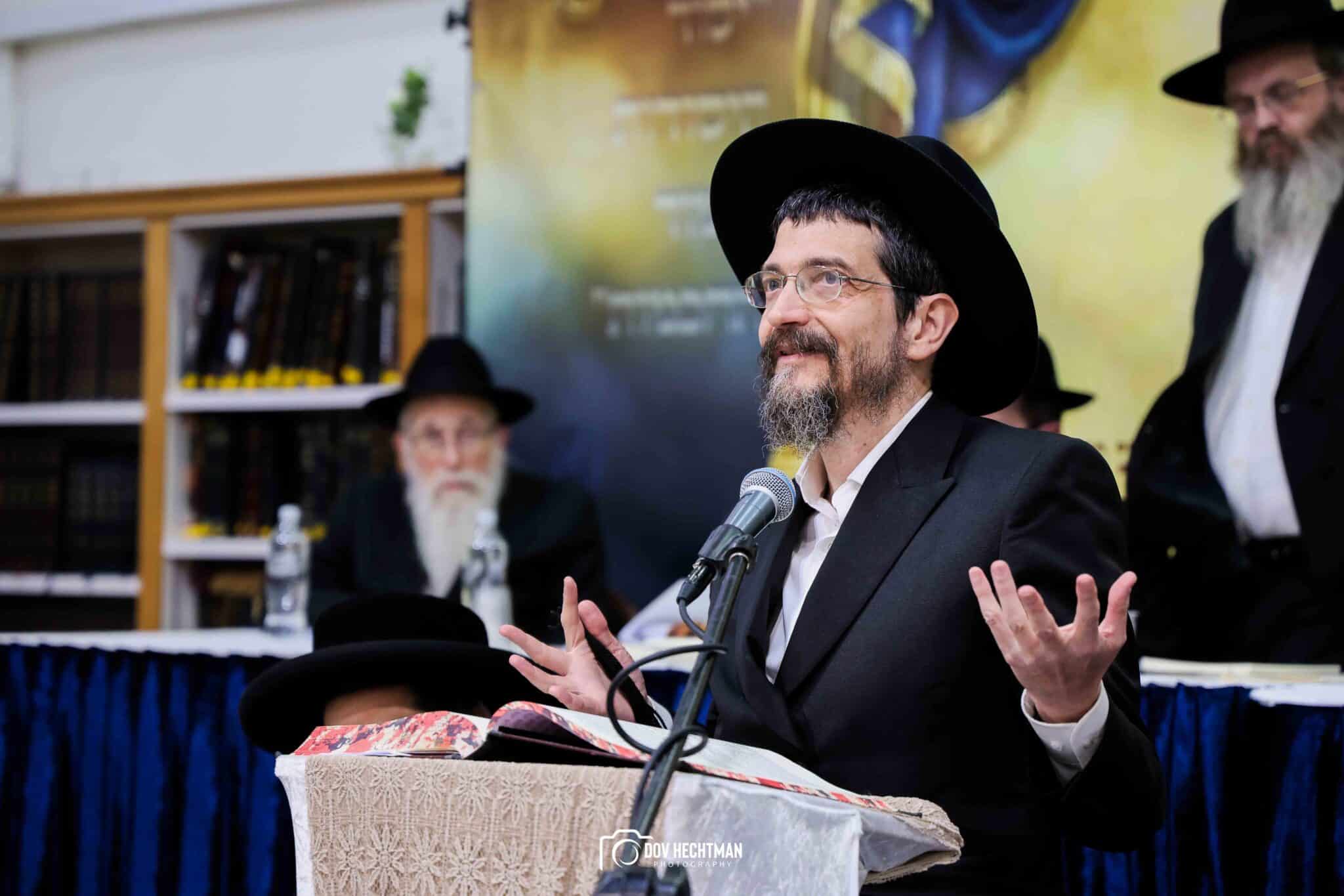 גדולי וצדיקי הדור חיזקו ועודדו את לומדי הרמב"ם בישיבת חב"ד גדולי וצדיקי הדור חיזקו ועודדו את לומדי הרמב"ם בישיבת חב"ד