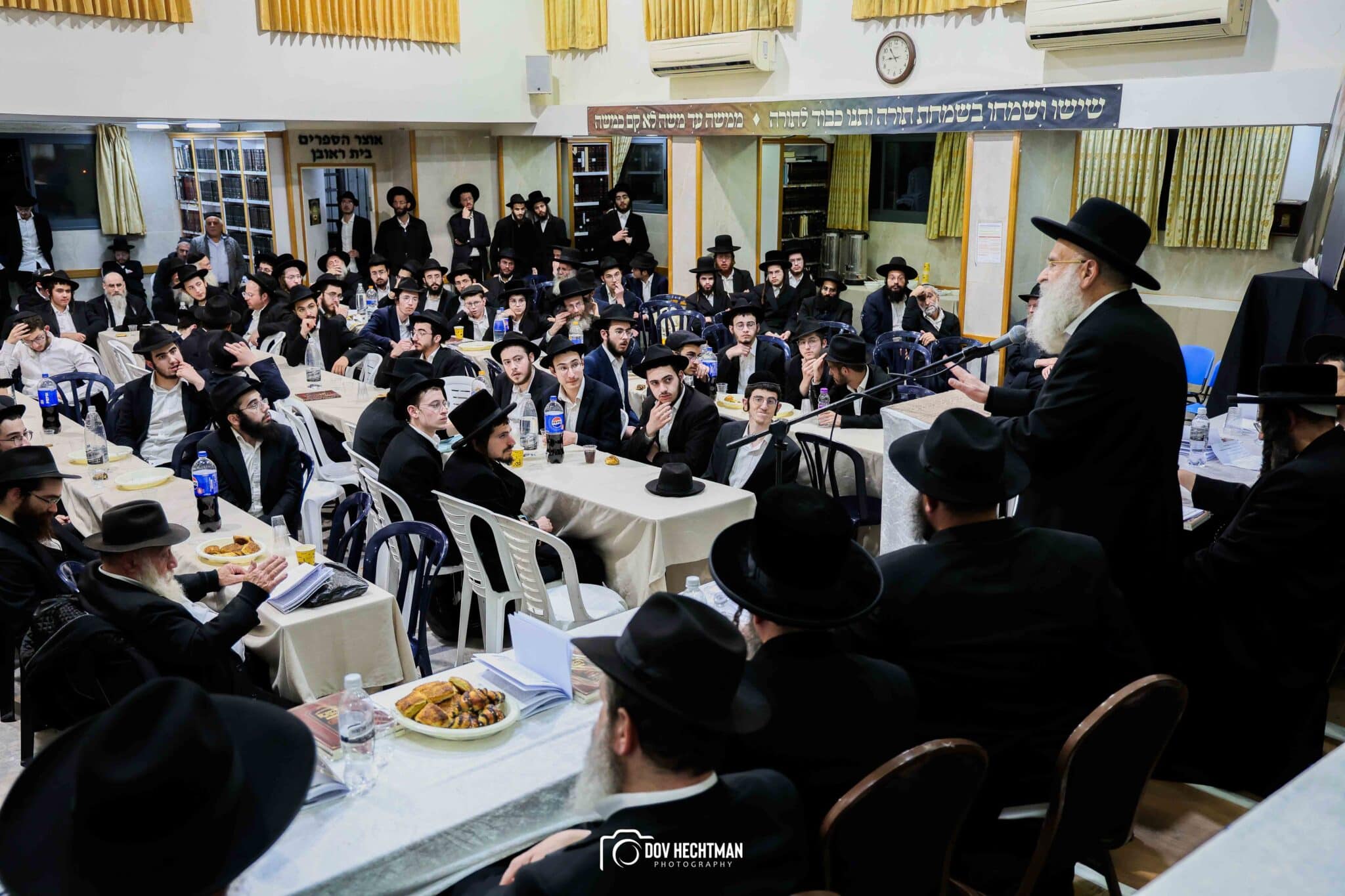 גדולי וצדיקי הדור חיזקו ועודדו את לומדי הרמב"ם בישיבת חב"ד גדולי וצדיקי הדור חיזקו ועודדו את לומדי הרמב"ם בישיבת חב"ד