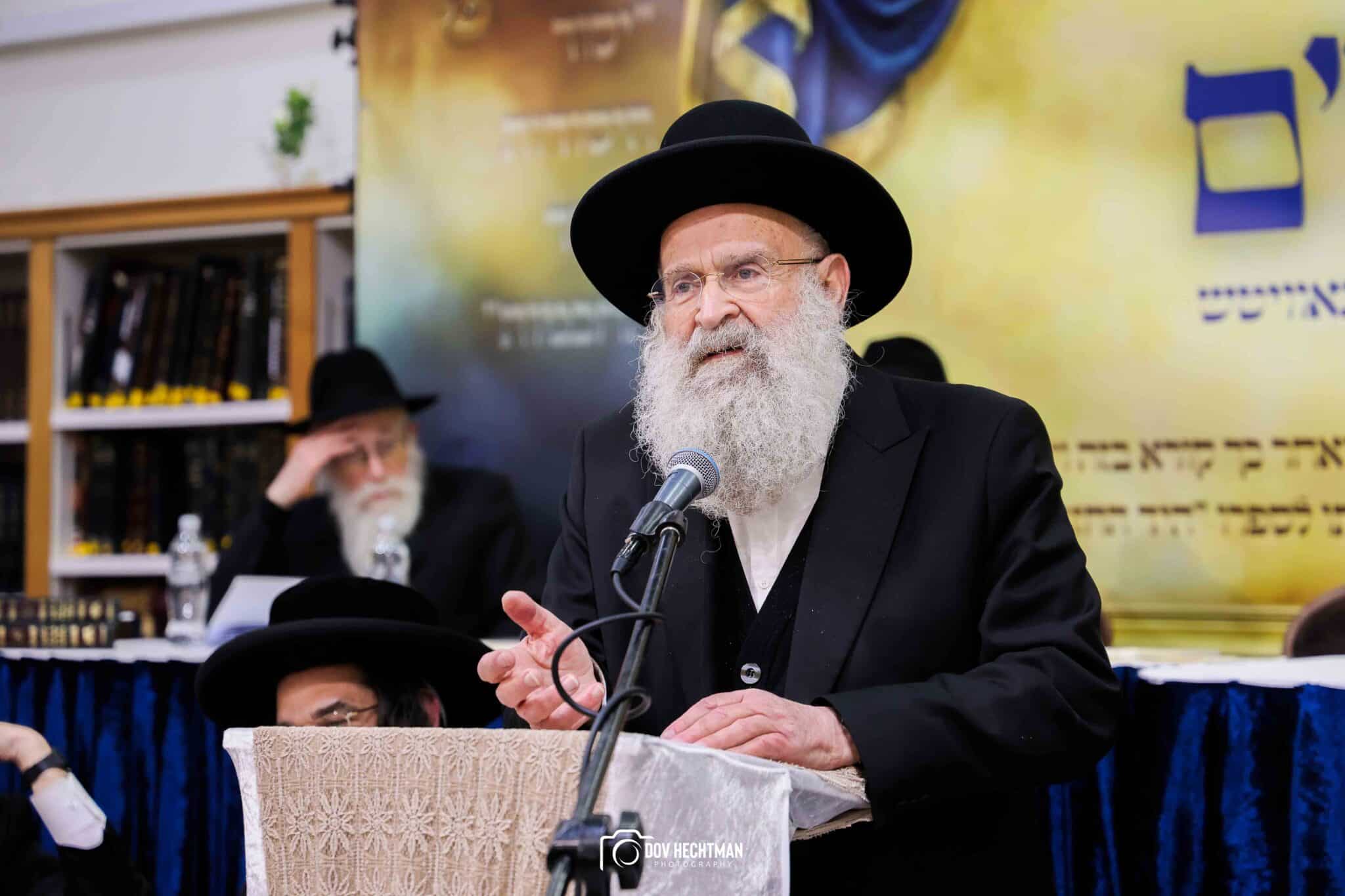 גדולי וצדיקי הדור חיזקו ועודדו את לומדי הרמב"ם בישיבת חב"ד גדולי וצדיקי הדור חיזקו ועודדו את לומדי הרמב"ם בישיבת חב"ד