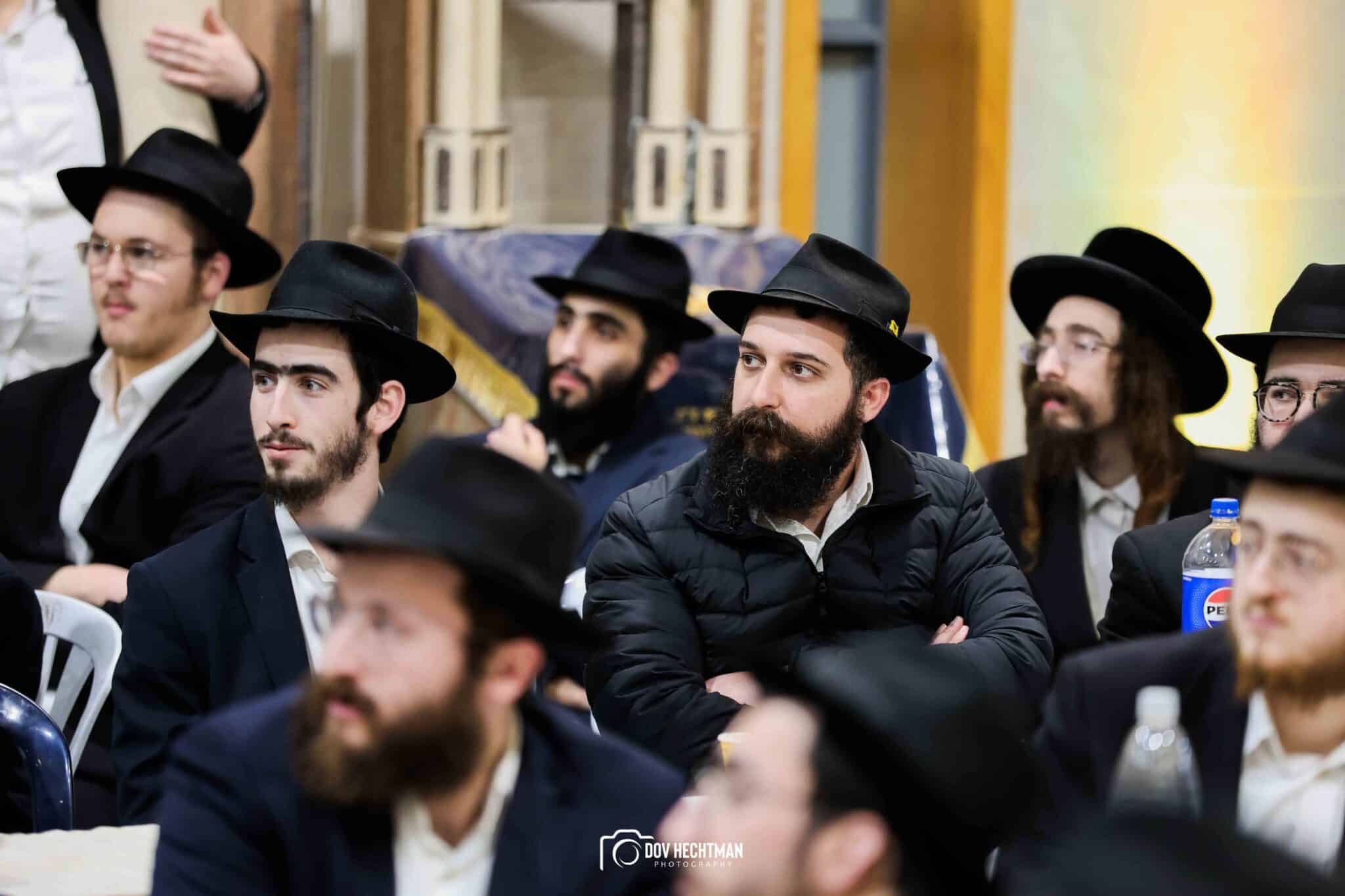 גדולי וצדיקי הדור חיזקו ועודדו את לומדי הרמב"ם בישיבת חב"ד גדולי וצדיקי הדור חיזקו ועודדו את לומדי הרמב"ם בישיבת חב"ד