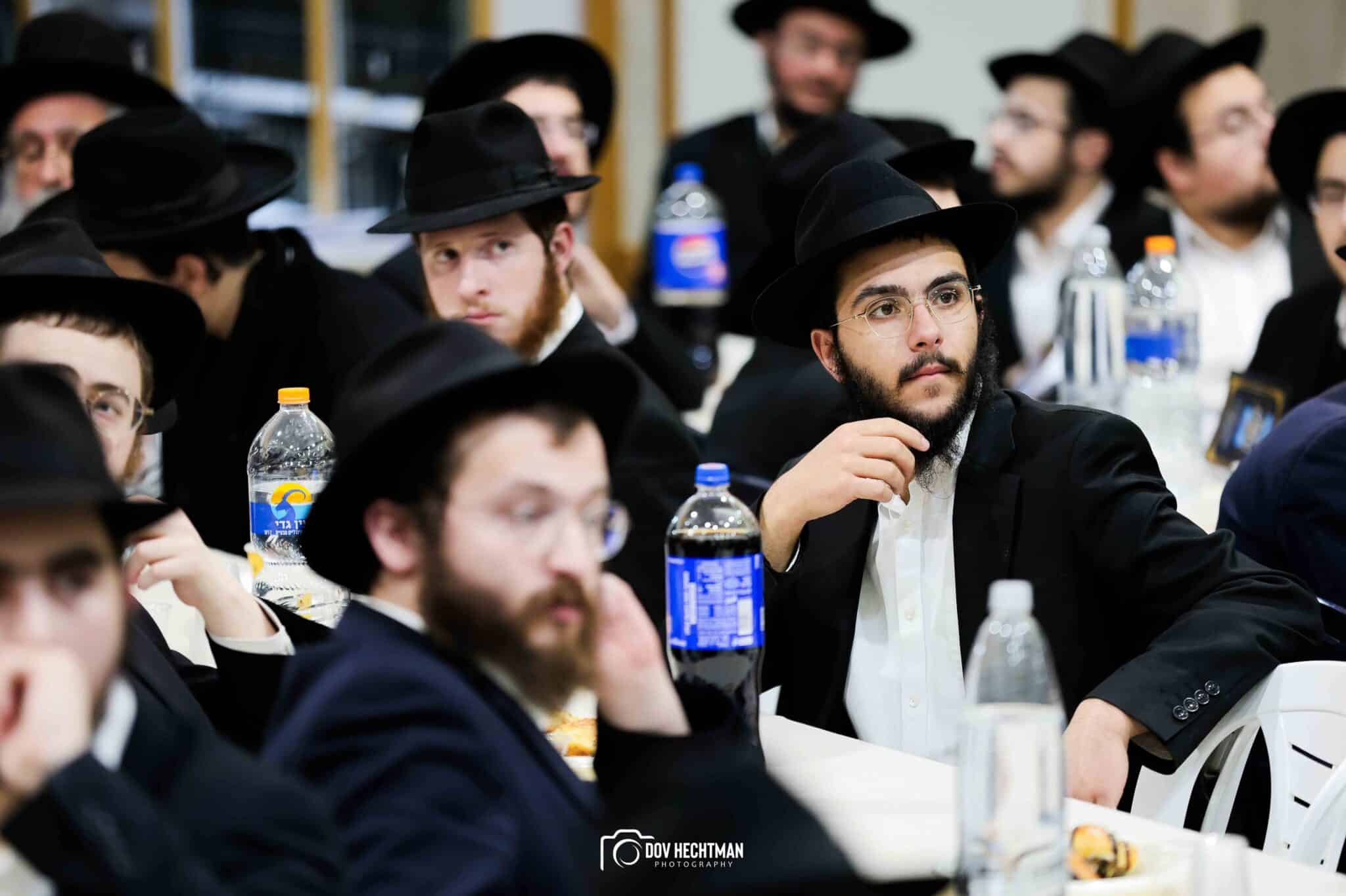 גדולי וצדיקי הדור חיזקו ועודדו את לומדי הרמב"ם בישיבת חב"ד גדולי וצדיקי הדור חיזקו ועודדו את לומדי הרמב"ם בישיבת חב"ד