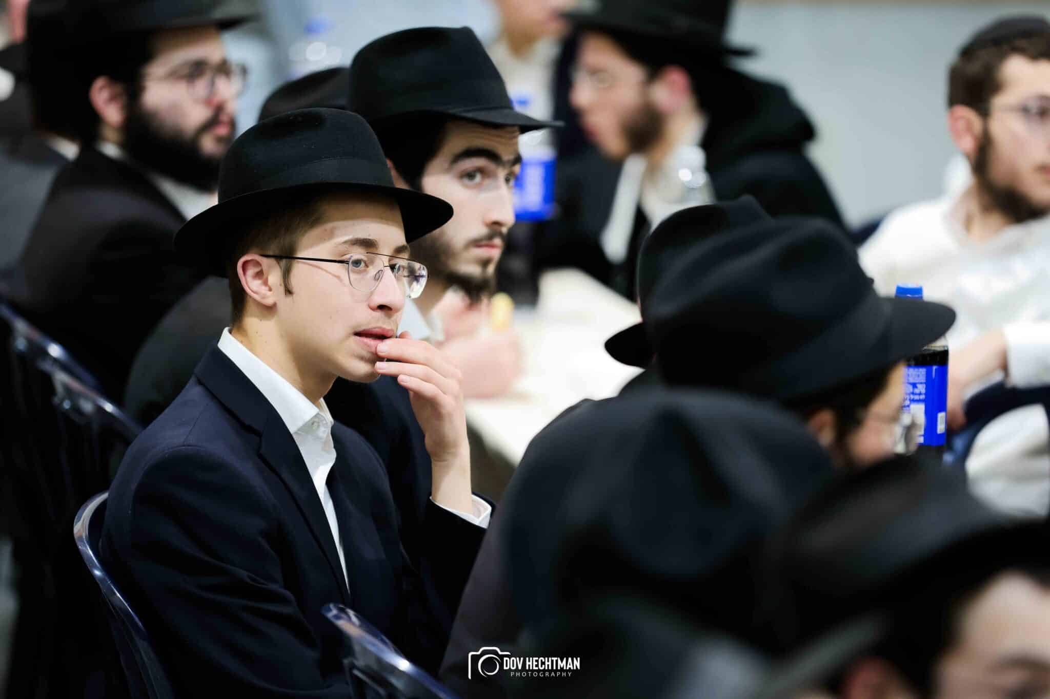 גדולי וצדיקי הדור חיזקו ועודדו את לומדי הרמב"ם בישיבת חב"ד גדולי וצדיקי הדור חיזקו ועודדו את לומדי הרמב"ם בישיבת חב"ד