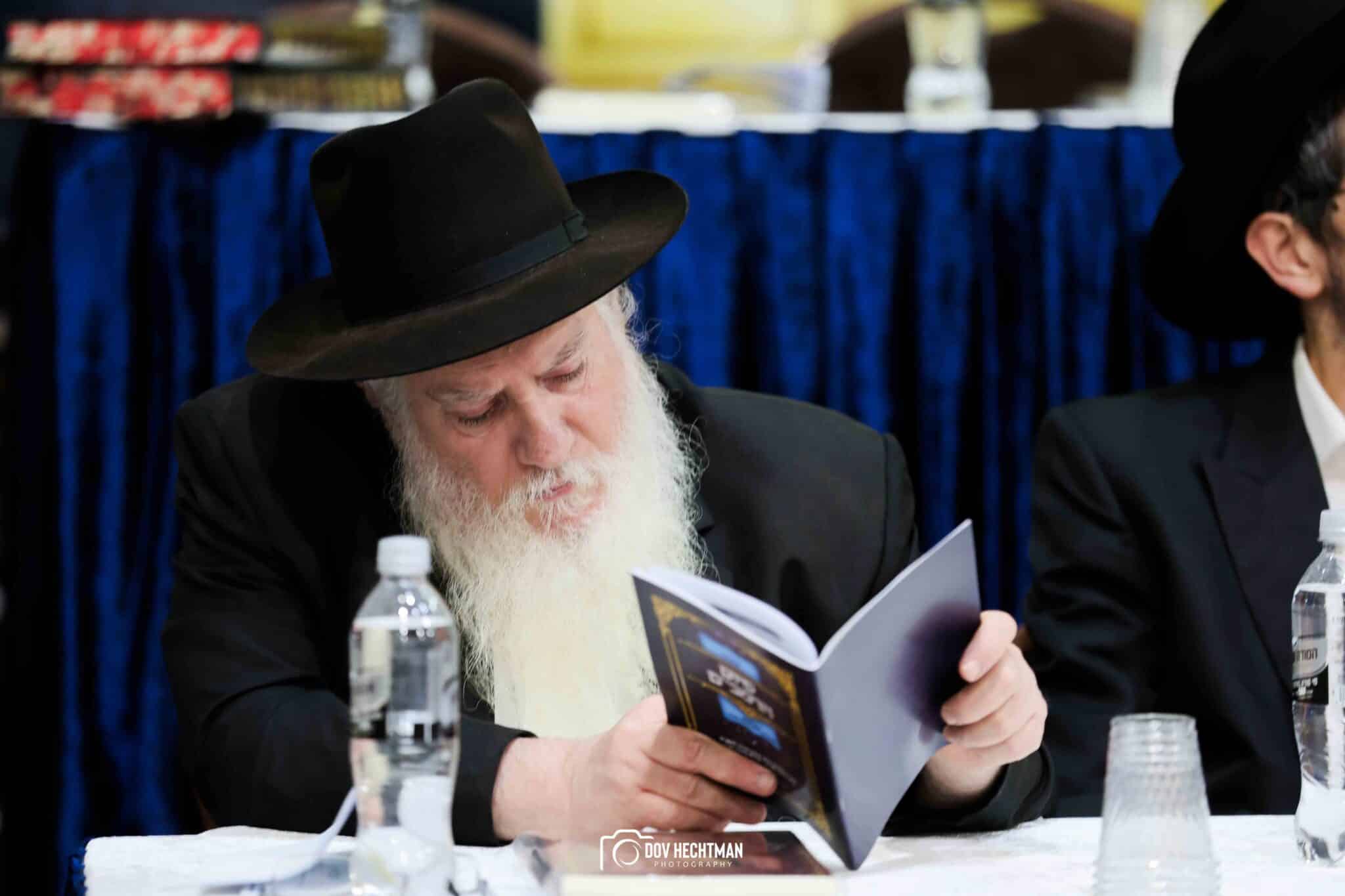 גדולי וצדיקי הדור חיזקו ועודדו את לומדי הרמב"ם בישיבת חב"ד גדולי וצדיקי הדור חיזקו ועודדו את לומדי הרמב"ם בישיבת חב"ד