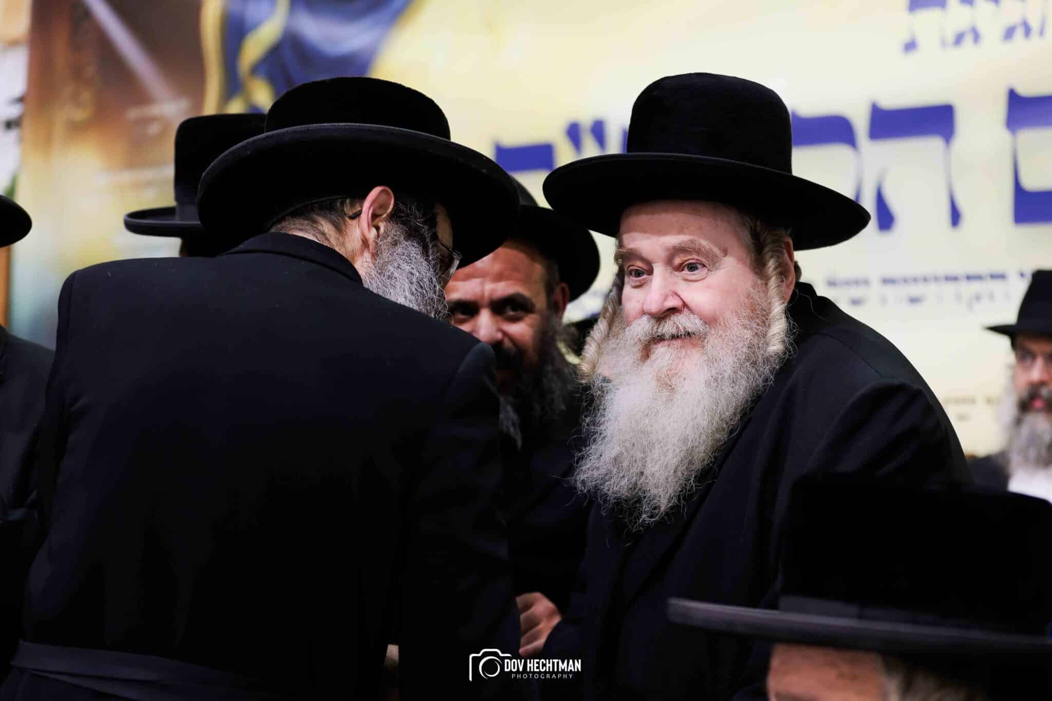 גדולי וצדיקי הדור חיזקו ועודדו את לומדי הרמב"ם בישיבת חב"ד גדולי וצדיקי הדור חיזקו ועודדו את לומדי הרמב"ם בישיבת חב"ד