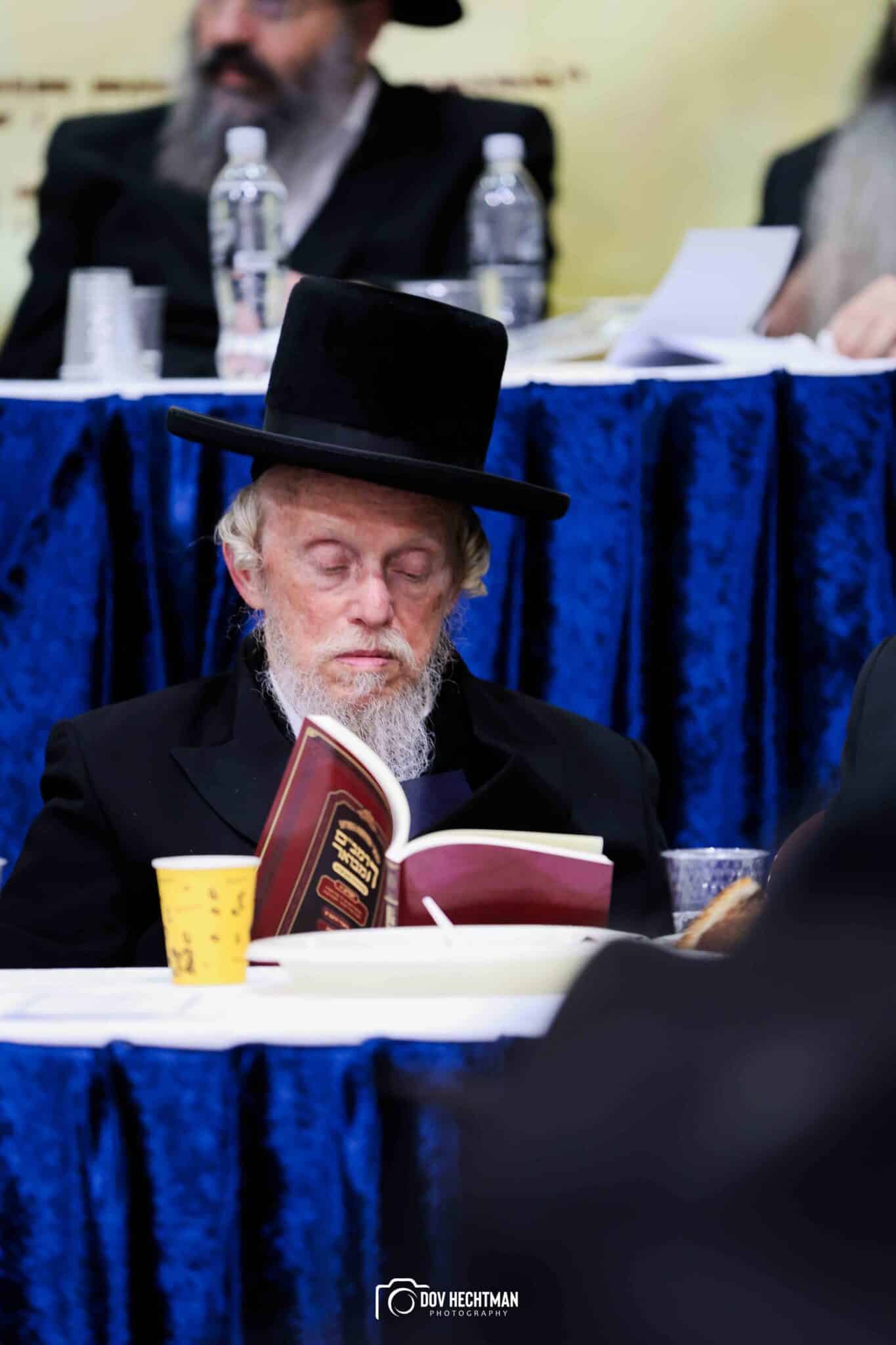 גדולי וצדיקי הדור חיזקו ועודדו את לומדי הרמב"ם בישיבת חב"ד גדולי וצדיקי הדור חיזקו ועודדו את לומדי הרמב"ם בישיבת חב"ד