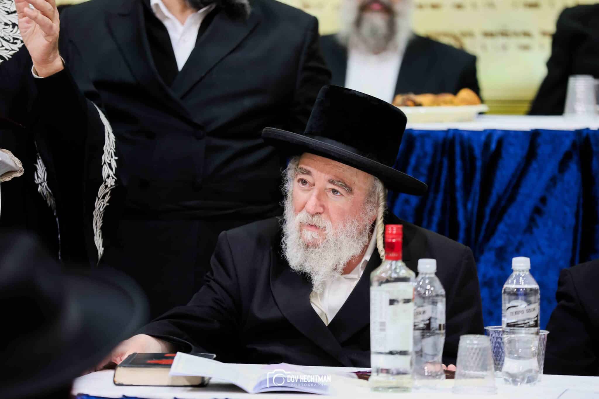 גדולי וצדיקי הדור חיזקו ועודדו את לומדי הרמב"ם בישיבת חב"ד גדולי וצדיקי הדור חיזקו ועודדו את לומדי הרמב"ם בישיבת חב"ד