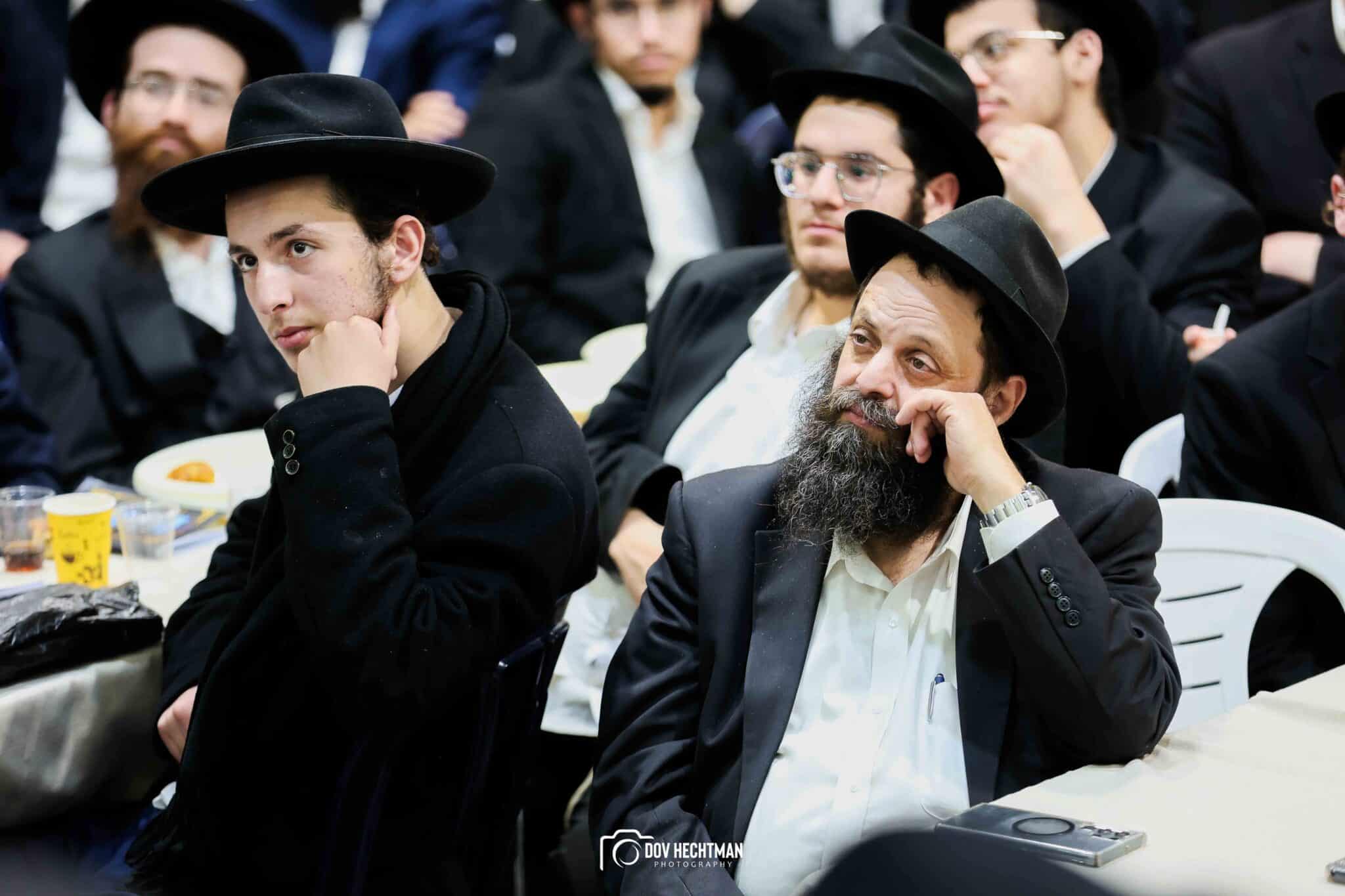 גדולי וצדיקי הדור חיזקו ועודדו את לומדי הרמב"ם בישיבת חב"ד גדולי וצדיקי הדור חיזקו ועודדו את לומדי הרמב"ם בישיבת חב"ד