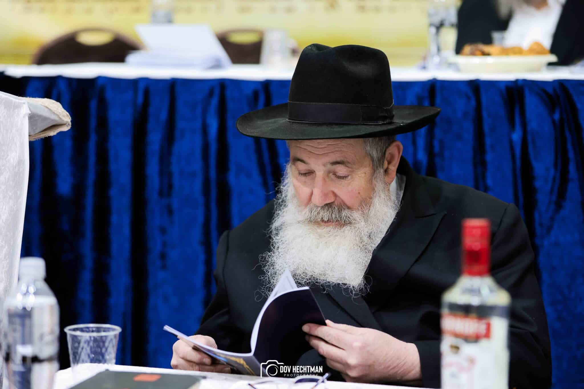 גדולי וצדיקי הדור חיזקו ועודדו את לומדי הרמב"ם בישיבת חב"ד גדולי וצדיקי הדור חיזקו ועודדו את לומדי הרמב"ם בישיבת חב"ד