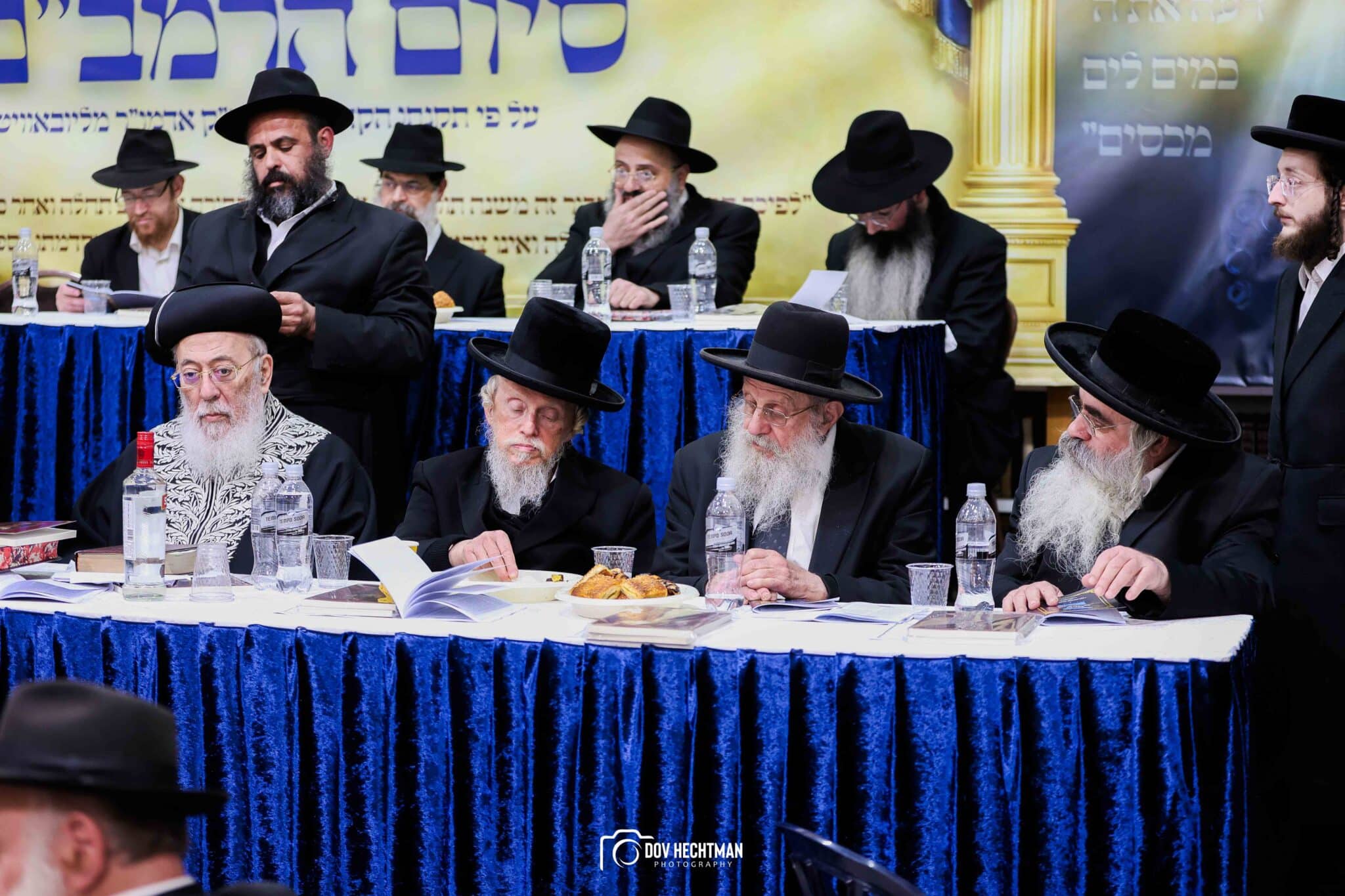 גדולי וצדיקי הדור חיזקו ועודדו את לומדי הרמב"ם בישיבת חב"ד גדולי וצדיקי הדור חיזקו ועודדו את לומדי הרמב"ם בישיבת חב"ד