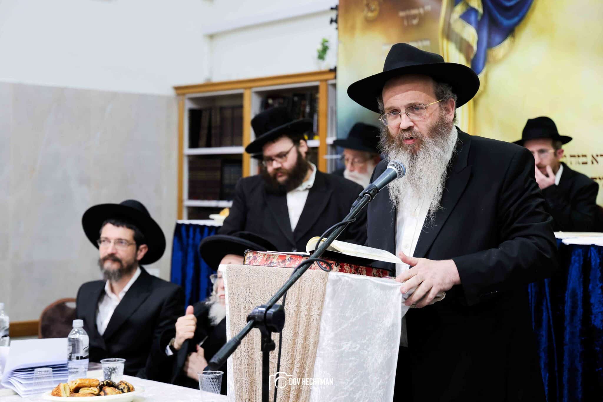 גדולי וצדיקי הדור חיזקו ועודדו את לומדי הרמב"ם בישיבת חב"ד גדולי וצדיקי הדור חיזקו ועודדו את לומדי הרמב"ם בישיבת חב"ד