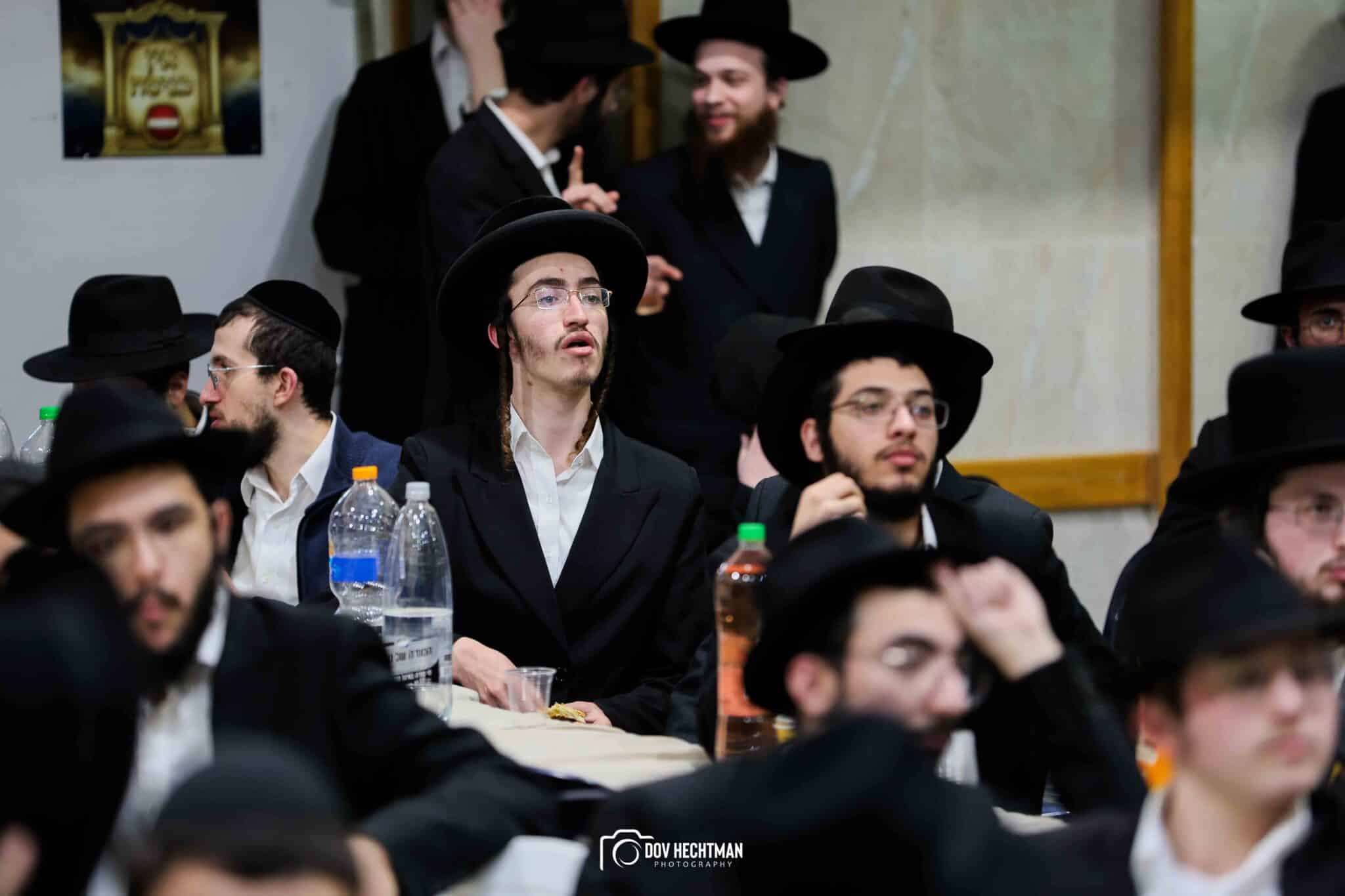 גדולי וצדיקי הדור חיזקו ועודדו את לומדי הרמב"ם בישיבת חב"ד גדולי וצדיקי הדור חיזקו ועודדו את לומדי הרמב"ם בישיבת חב"ד