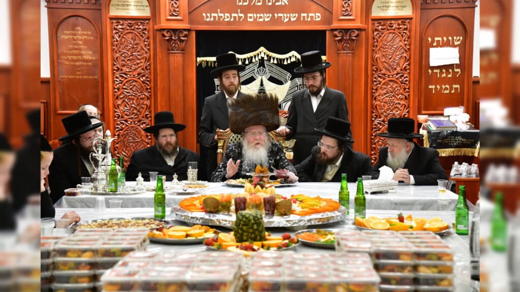 ט"ו בשבט בחצר הקודש קרעטשניף קרית-גת