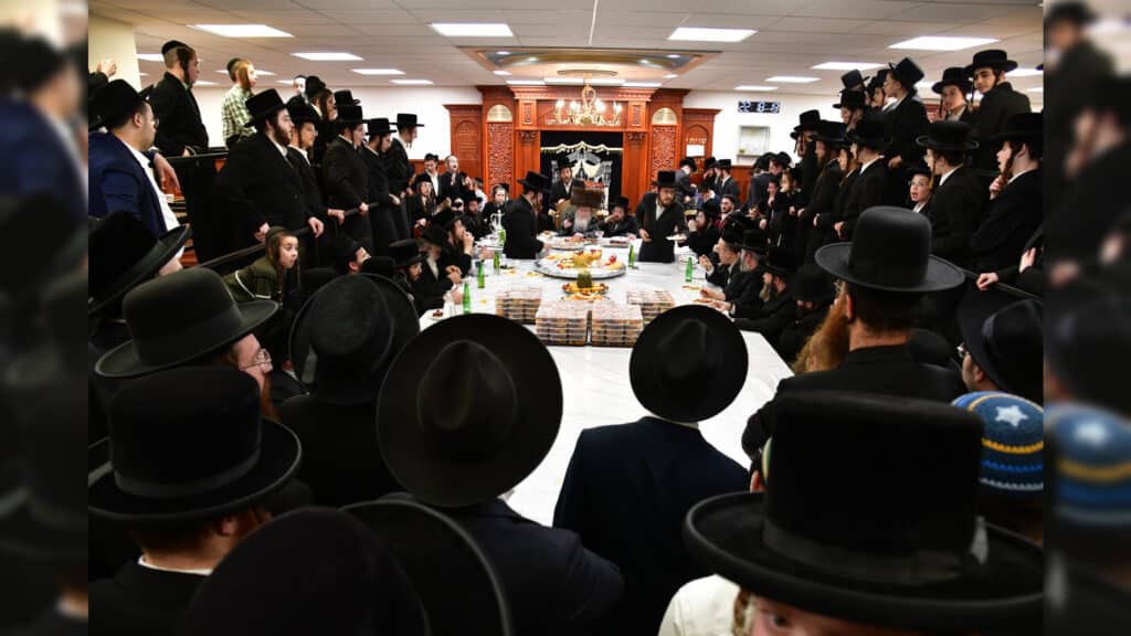 ט"ו בשבט בחצר הקודש קרעטשניף קרית-גת