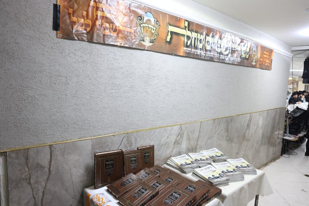 גלריה: מעמד סיום הזוהר במירון ביום הילולת משה רבינו