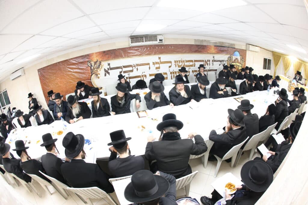 גלריה: מעמד סיום הזוהר במירון ביום הילולת משה רבינו