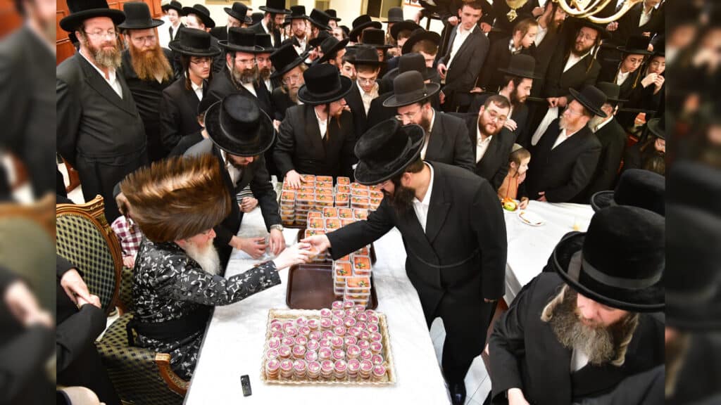 ט"ו בשבט בחצר הקודש קרעטשניף קרית-גת