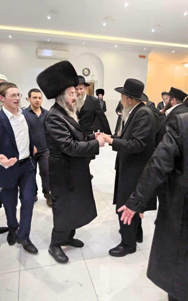 שבת התאחדות לנערי אוקראינה כשבשיאה שלוש בריתות מרגשות