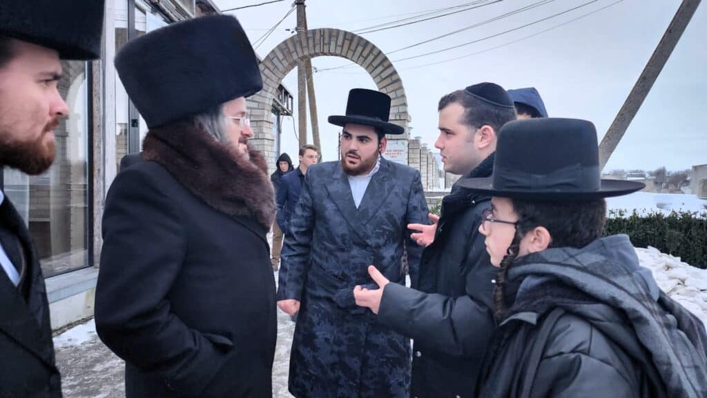 שבת התאחדות לנערי אוקראינה כשבשיאה שלוש בריתות מרגשות