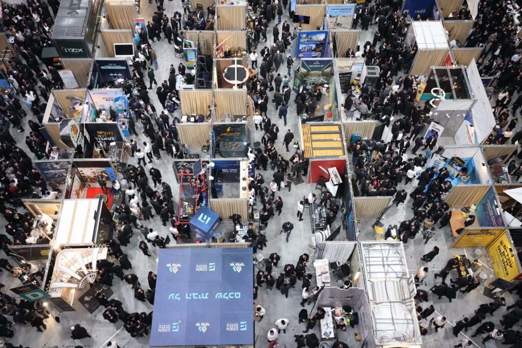 למעלה מ-13 אלף איש השתתפו באקספו הבניה החרדי של ארגון 'מלאכתם'