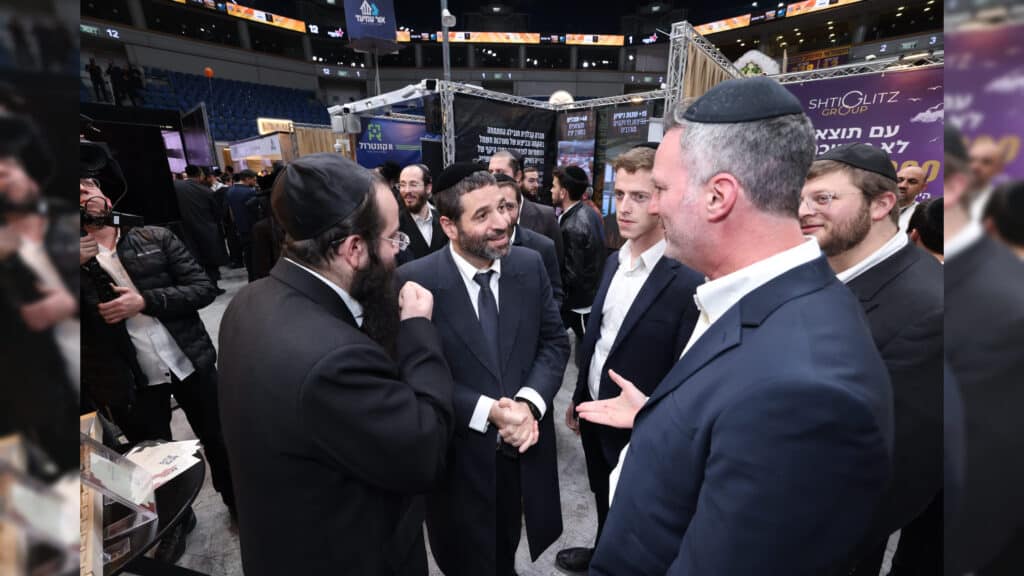 למעלה מ-13 אלף איש השתתפו באקספו הבניה החרדי של ארגון 'מלאכתם'