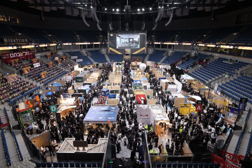 למעלה מ-13 אלף איש השתתפו באקספו הבניה החרדי של ארגון 'מלאכתם'