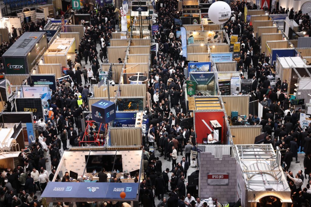 למעלה מ-13 אלף איש השתתפו באקספו הבניה החרדי של ארגון 'מלאכתם'