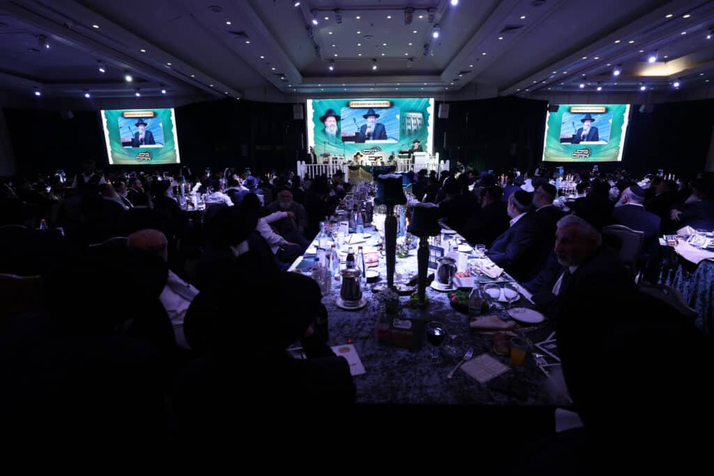 מעמד יובל שנים לישיבת כף החיים בהשתתפות בוגרי הישיבה