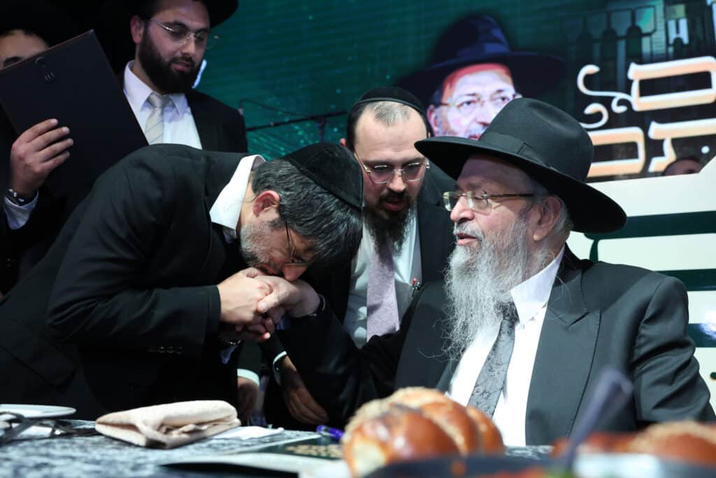 מעמד יובל שנים לישיבת כף החיים בהשתתפות בוגרי הישיבה