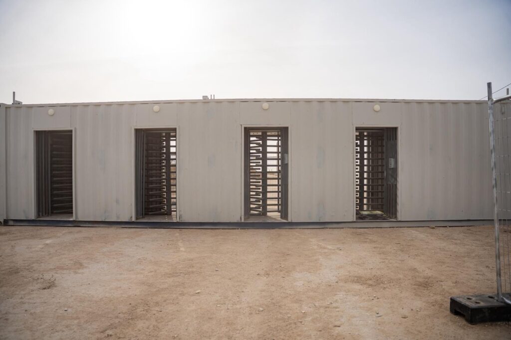 כך נראה מתחם הבידוק החדש של צה"ל במעבר רפיח