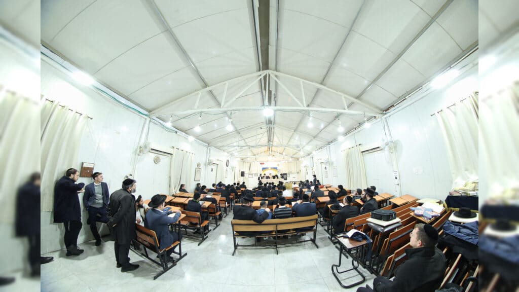 מעמד חלוקת תעודות הסמכה של מכון "ללמוד וללמד"