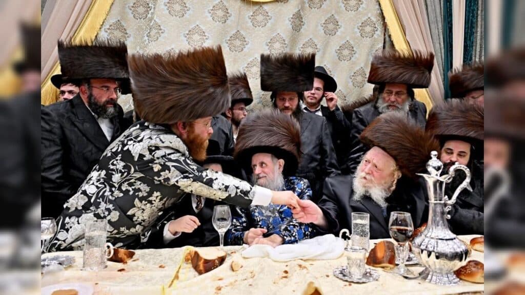 גלריה: שמחת הבר מצווה לבנו יחידו של האדמו"ר מנעשכיז