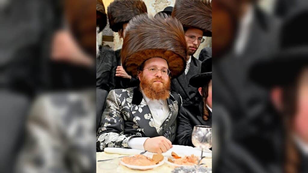 גלריה: שמחת הבר מצווה לבנו יחידו של האדמו"ר מנעשכיז